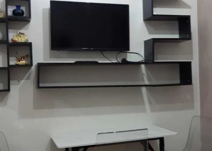 Comfy 1 Bedroom With Netflix & Free Wifi - Trees Residences Apartamento Manila