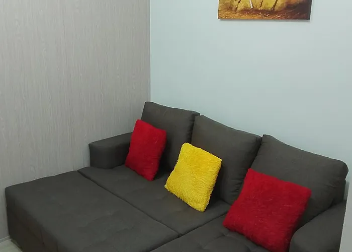 Comfy 1 Bedroom With Netflix & Free Wifi - Trees Residences Manila