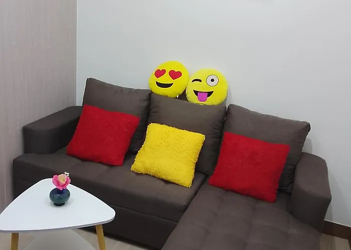 Apartamento Comfy 1 Bedroom With Netflix & Free Wifi - Trees Residences Manila