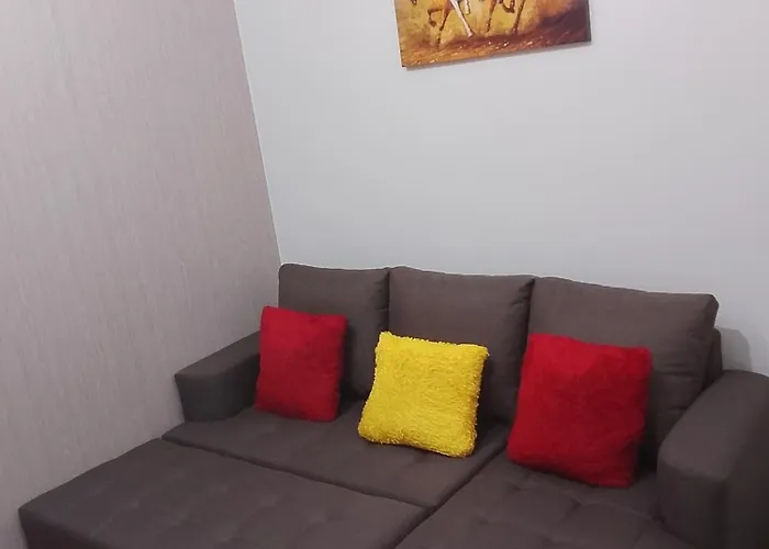 Comfy 1 Bedroom With Netflix & Free Wifi - Trees Residences